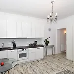 Komfortowe Przy Rynku Klimatyzacja Apartmán