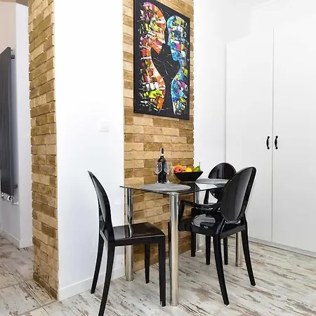 Lägenhet Komfortowe Przy Rynku Klimatyzacja Wrocław