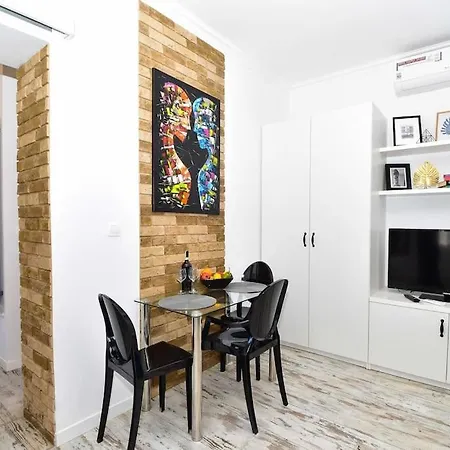 Komfortowe Przy Rynku Klimatyzacja *