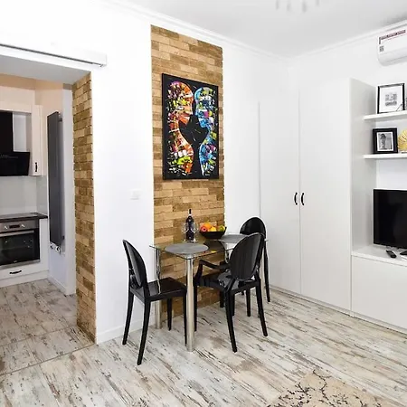 Komfortowe Przy Rynku Klimatyzacja