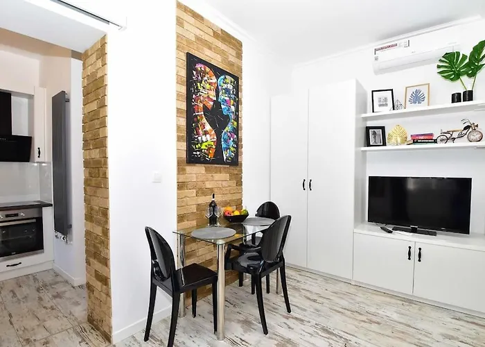 Komfortowe Przy Rynku Klimatyzacja *